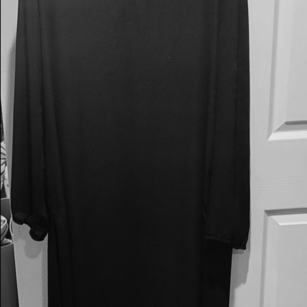 L&B Black Tunic Top